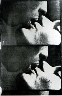 [Andy Warhol Kiss]